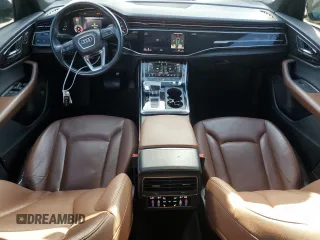 2021 Audi Q8 Premium Plus z VIN WA1EVAF17MD040579, wystawiony jako Copart lot #51805705 z przebiegiem 32 901 mil mil oraz Tytuł czysty. Historia ofert i sprzedaży dostępna na DreamBid. Obrazek 8.