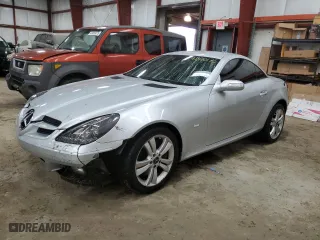2008 Mercedes-Benz SLK-Class 3.5L with VIN WDBWK56F08F180858, listed as a Copart auction lot 43420175 with 142,194 mi miles and Salvage Title. Bid and sale history available at carsss.com. Image 1.