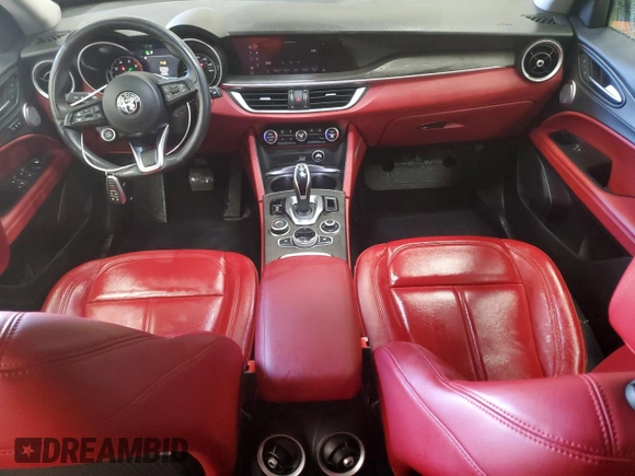 2020 Alfa Romeo Stelvio Ti z VIN ZASPAKBN1L7C88968, wystawiony jako Copart lot #51223235 z przebiegiem 79 530 mil mil oraz Szkoda całkowita • Salvage title. Historia ofert i sprzedaży dostępna na DreamBid. Obrazek 8.