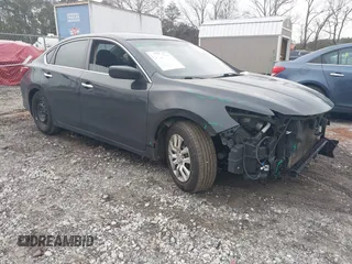 2018 Nissan Altima 2.5 S with VIN 1N4AL3AP9JC121401, listed as a IAAI auction lot 41508258 with 161,564 mi miles. Bid and sale history available at carsss.com. Image 1.