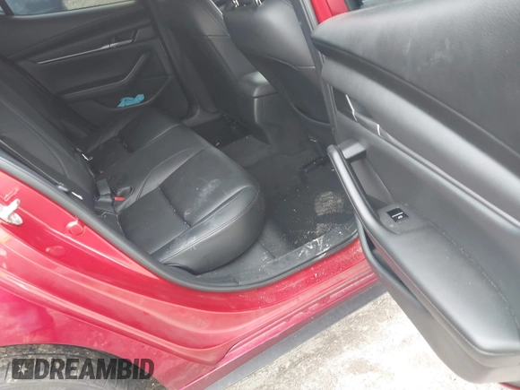 2020 Mazda 3 with VIN JM1BPBLM0L1158190, listed as a IAAI auction lot 42043635 with 68,017 mi miles and . Bid and sale history available at DreamBid. Image 8.