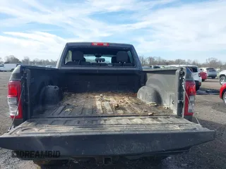 2022 Ram 2500 Big Horn with VIN 3C6UR5DL2NG167320, listed as a IAAI auction lot 41823301 with 160,268 mi miles and . Bid and sale history available at DreamBid. Image 18.