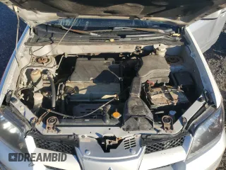 2004 Mitsubishi Outlander LS with VIN JA4LZ31F74U028300, listed as a Copart auction lot 76228644 with 174,424 mi miles and Salvage Title. Bid and sale history available at carsss.com. Image 12.