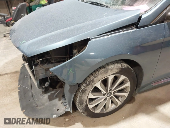 2015 Hyundai Sonata Sport with VIN 5NPE34AF9FH187614, listed as a IAAI auction lot 41510937 with 158,911 mi miles and . Bid and sale history available at DreamBid. Image 18.