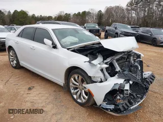 2017 Chrysler 300 Limited with VIN 2C3CCAAG3HH584508, listed as a IAAI auction lot 41727969 with 83,229 mi miles. Bid and sale history available at carsss.com. Image 1.