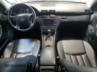 2007 Mercedes-Benz C 280 Luxury with VIN WDBRF54H57F932753, listed as a Copart auction lot 57298235 with 175,759 mi miles and Clean title. Bid and sale history available at DreamBid. Image 8.