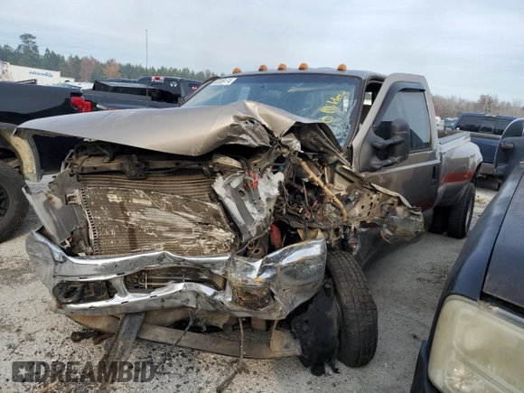 2003 Ford F-350 XL with VIN 1FTWW33F13EA05631, listed as a Copart auction lot 82089174 with 365,768 mi miles and Salvage Title. Bid and sale history available at DreamBid. Image 1.