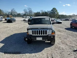 2007 Jeep Commander Overland with VIN 1J8HG68207C610814, listed as a Copart auction lot 41726555 with 211,502 mi miles and Salvage title. Bid and sale history available at DreamBid. Image 12.