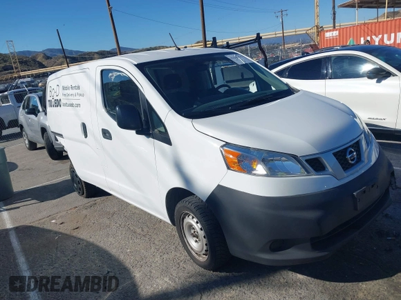 2019 Nissan NV200 S z VIN 3N6CM0KN7KK707373, wystawiony jako IAAI lot #41651930 z przebiegiem 64 107 mil mil oraz . Historia ofert i sprzedaży dostępna na DreamBid. Obrazek 1.