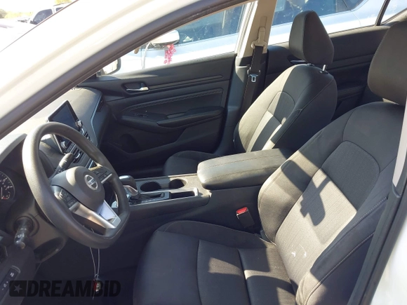 2019 Nissan Altima S with VIN 1N4BL4BVXKC155016, listed as a IAAI auction lot 41980978 with 97,688 mi miles and . Bid and sale history available at carsss.com. Image 5.