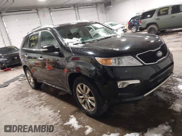 2011 Kia Sorento SX with VIN 5XYKW4A27BG110233, listed as a IAAI auction lot 41932749 with 109,029 mi miles. Bid and sale history available at carsss.com. Image 1.