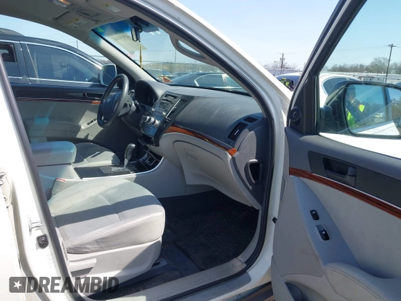 2011 Hyundai Veracruz GLS with VIN KM8NUDCC2BU170892, listed as a IAAI auction lot 41930168 with 113,599 mi miles and . Bid and sale history available at DreamBid. Image 5.