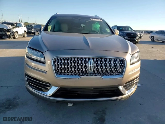 2020 Lincoln Nautilus Standard with VIN 2LMPJ6J90LBL28582, listed as a Copart auction lot 81771224 with 68,204 mi miles and Salvage Title. Bid and sale history available at carsss.com. Image 12.
