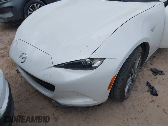 2021 Mazda MX-5 Miata Grand Touring with VIN JM1NDAM71M0454514, listed as a IAAI auction lot 41940252 with Not provided miles and . Bid and sale history available at DreamBid. Image 6.