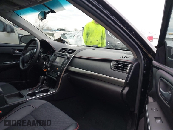 2017 Toyota Camry XLE with VIN 4T1BF1FKXHU425831, listed as a IAAI auction lot 41897698 with 149,296 mi miles. Bid and sale history available at carsss.com. Image 5.