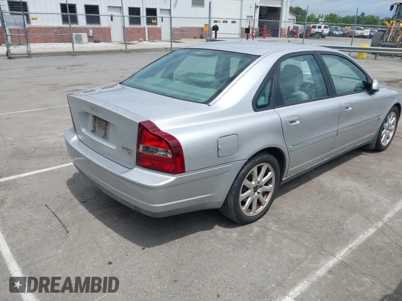 2002 Volvo S80 с VIN YV1TS91D421263502, выставлен на аукционе IAAI как лот 42401419 с пробегом 228 085 миль миль и . История ставок и продаж доступна на DreamBid. Изображение 4.