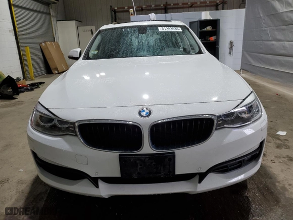 2015 BMW 3 Series Gran Turismo 328i xDrive with VIN WBA3X5C56FD561685, listed as a Copart auction lot 51283935 with 98,236 mi miles and Clean Title. Bid and sale history available at carsss.com. Image 5.