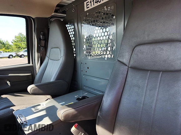 2014 Chevrolet Express Cargo with VIN 1GCWGFCG4E1148722, listed as a IAAI auction lot 42843884 with 188,945 mi miles and . Bid and sale history available at DreamBid. Image 19.