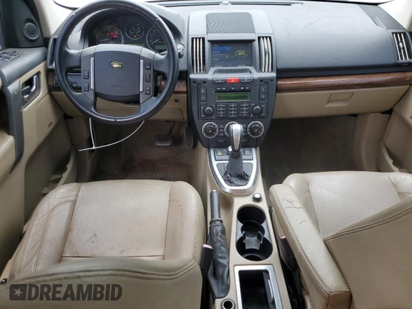 2010 Land Rover LR2 HSE с VIN SALFT2BN8AH208550, выставлен на аукционе Copart как лот 57421745 с пробегом 167 018 миль миль и Чистый • Clean title. История ставок и продаж доступна на DreamBid. Изображение 8.