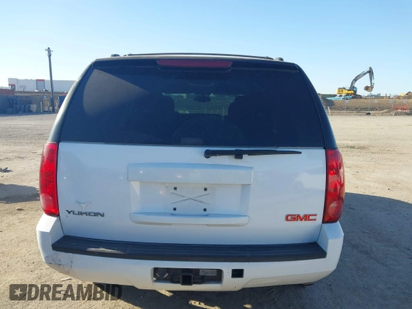 2007 GMC Yukon SLT with VIN 1GKFC13J77R131223, listed as a IAAI auction lot 41764977 with 1 mi miles. Bid and sale history available at carsss.com. Image 16.
