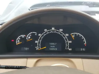 2002 Mercedes-Benz CL-Class with VIN WDBPJ75J32A029395, listed as a Copart auction lot 43396775 with 100,928 mi miles and Salvage Title. Bid and sale history available at carsss.com. Image 9.