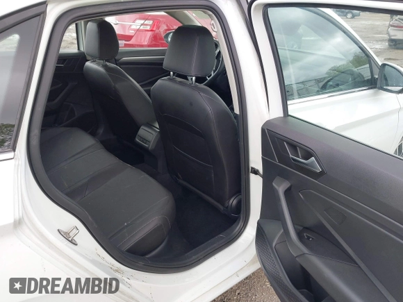 2020 Volkswagen Jetta S с VIN 3VWCB7BU9LM067517, выставлен на аукционе IAAI как лот 42186355 с пробегом 69 467 миль миль и . История ставок и продаж доступна на DreamBid. Изображение 8.