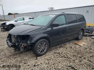 2017 Dodge Grand Caravan SXT with VIN 2C4RDGCG5HR761816, listed as a Copart auction lot 43252865 with NaN miles and Clean Title. Bid and sale history available at carsss.com. Image 1.