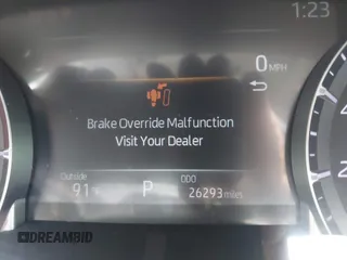 2024 Toyota Highlander LE z VIN 5TDKDRAH6RS539383, wystawiony jako IAAI lot #42267073 z przebiegiem 26 293 mil mil oraz . Historia ofert i sprzedaży dostępna na DreamBid. Obrazek 15.