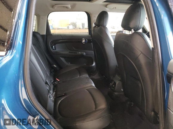 2018 MINI Countryman Cooper с VIN WMZYV5C31J3E04614, выставлен на аукционе Copart как лот 57802375 с пробегом 121 302 миль миль и Списание • Salvage title. История ставок и продаж доступна на DreamBid. Изображение 11.