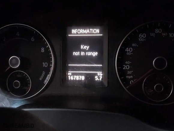 2013 Volkswagen Jetta Sedan Hybrid SE with VIN 3VW637AJ4DM268776, listed as a IAAI auction lot 39229918 with 167,870 mi miles. Bid and sale history available at carsss.com. Image 7.