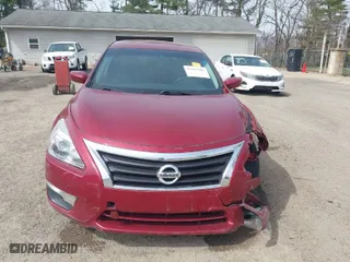 2014 Nissan Altima 2.5 with VIN 1N4AL3AP0EN387769, listed as a IAAI auction lot 41835366 with 274,716 mi miles. Bid and sale history available at carsss.com. Image 13.