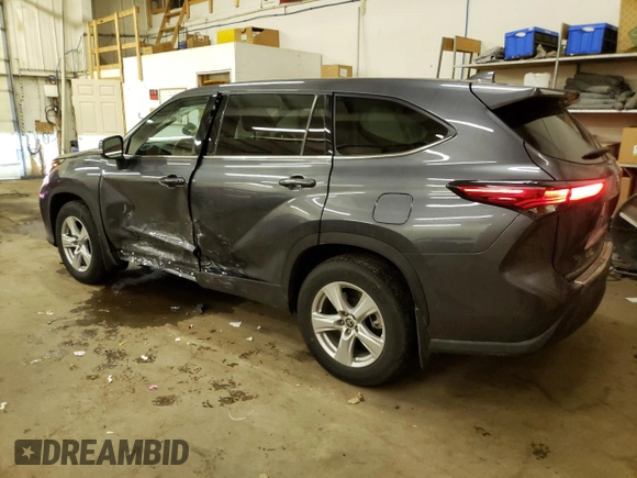2020 Toyota Highlander LE with VIN 5TDBZRBH5LS005069, listed as a Copart auction lot 38469033 with 25,589 mi miles and . Bid and sale history available at DreamBid. Image 2.