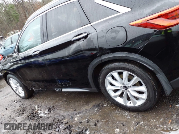 2019 Infiniti QX50 Essential z VIN 3PCAJ5M17KF121971, wystawiony jako IAAI lot #41452387 z przebiegiem 108 000 mil mil oraz . Historia ofert i sprzedaży dostępna na DreamBid. Obrazek 14.