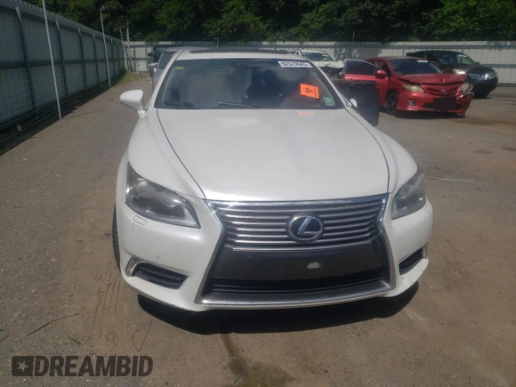 2013 Lexus LS 460 with VIN JTHBL5EF0D5116820, listed as a Copart auction lot 62573645 with Not provided miles and Salvage title. Bid and sale history available at DreamBid. Image 5.