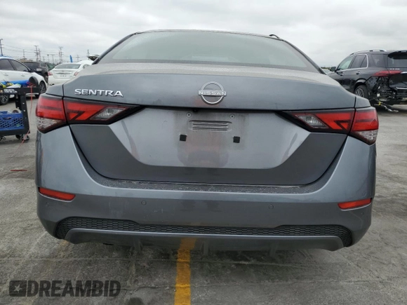 2024 Nissan Sentra S z VIN 3N1AB8BV6RY268417, wystawiony jako Copart lot #55826095 z przebiegiem 11 353 mil mil oraz Szkoda całkowita • Salvage title. Historia ofert i sprzedaży dostępna na DreamBid. Obrazek 6.