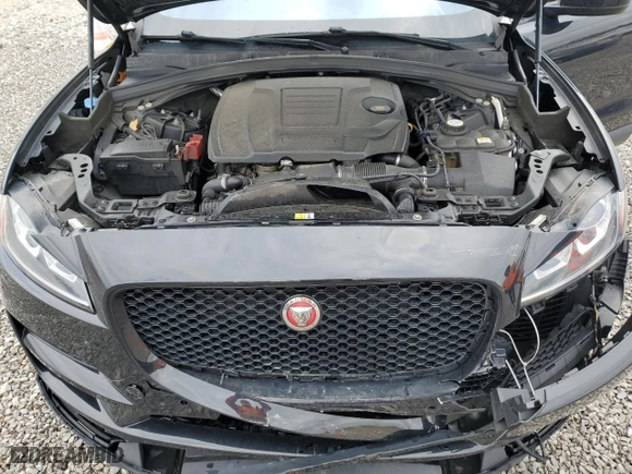 2020 Jaguar F-PACE 25t Premium with VIN SADCJ2FX9LA645355, listed as a Copart auction lot 51465515 with 139,404 mi miles and Salvage Title. Bid and sale history available at carsss.com. Image 12.