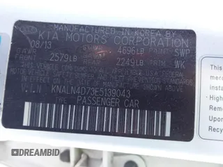 2014 Kia Cadenza Premium with VIN KNALN4D73E5139043, listed as a IAAI auction lot 41395272 with 142,255 mi miles. Bid and sale history available at carsss.com. Image 9.