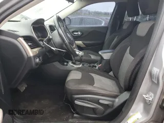 2018 Jeep Cherokee Latitude with VIN 1C4PJMCB8JD523356, listed as a Copart auction lot 58819505 with 107,182 mi miles and Salvage title. Bid and sale history available at DreamBid. Image 7.
