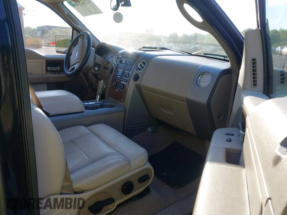 2004 Ford F-150 XLT с VIN 1FTPX14584NA70537, выставлен на аукционе IAAI как лот 42342109 с пробегом 254 039 миль миль и . История ставок и продаж доступна на DreamBid. Изображение 5.