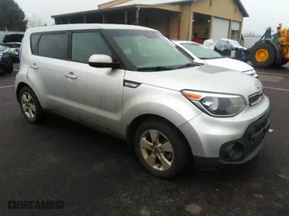 2017 Kia Soul with VIN KNDJN2A23H7466090, listed as a IAAI auction lot 41325788 with 84,540 mi miles. Bid and sale history available at carsss.com. Image 1.