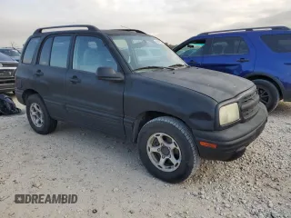 2000 Chevrolet Tracker z VIN 2CNBE13C4Y6920783, wystawiony jako Copart lot #82619854 z przebiegiem 96 620 mil mil oraz Czysty tytuł • Clean title. Historia ofert i sprzedaży dostępna na DreamBid. Obrazek 4.