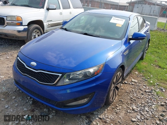 2013 Kia Optima SX with VIN 5XXGR4A62DG092005, listed as a IAAI auction lot 42480351 with 241,614 mi miles and . Bid and sale history available at DreamBid. Image 2.