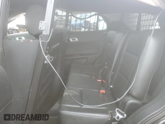 2018 Ford Police Interceptor Utility с VIN 1FM5K8AR6JGA92022, выставлен на аукционе Copart как лот 52027925 с пробегом 63 493 миль миль и Списание • Salvage title. История ставок и продаж доступна на DreamBid. Изображение 11.