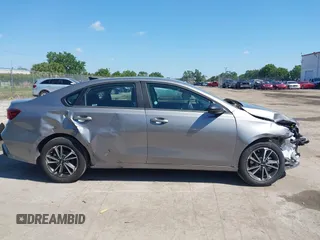2024 Kia Forte LXS with VIN 3KPF24AD8RE726691, listed as a IAAI auction lot 42026037 with 27,816 mi miles and . Bid and sale history available at DreamBid. Image 14.