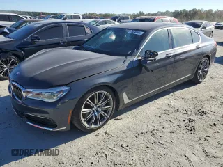 2019 BMW 7 Series 750i xDrive with VIN WBA7F2C55KB240777, listed as a Copart auction lot 76840504 with 38,250 mi miles and Salvage Title. Bid and sale history available at carsss.com. Image 1.