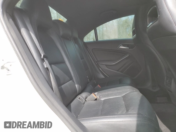2014 Mercedes-Benz CLA 250 with VIN WDDSJ4EB7EN158567, listed as a Copart auction lot 50833905 with 95,229 mi miles and Salvage title. Bid and sale history available at DreamBid. Image 10.