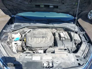 2020 Volkswagen Passat 2.0T SE with VIN 1VWWA7A34LC024309, listed as a IAAI auction lot 41839846 with 133,999 mi miles. Bid and sale history available at carsss.com. Image 10.