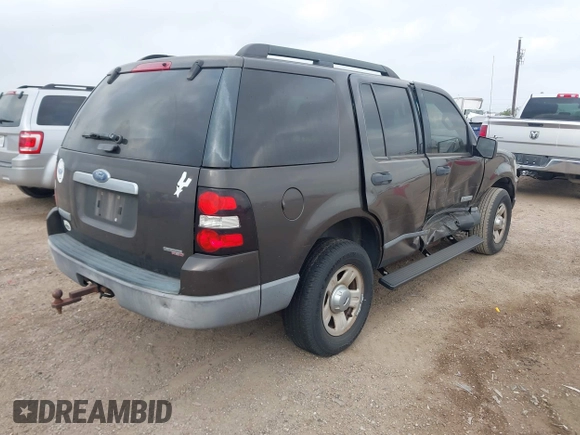 2006 Ford Explorer XLS with VIN 1FMEU62E86UA43780, listed as a IAAI auction lot 42067835 with 165,455 mi miles and . Bid and sale history available at DreamBid. Image 4.