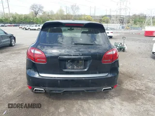 2011 Porsche Cayenne S Hybrid with VIN WP1AE2A27BLA91799, listed as a IAAI auction lot 42035613 with 131,480 mi miles. Bid and sale history available at carsss.com. Image 16.