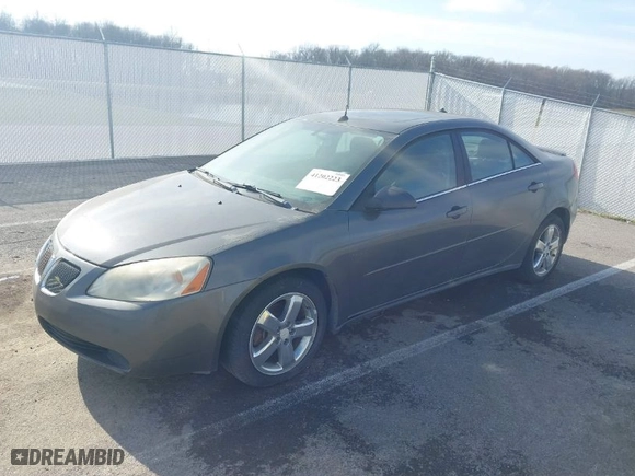 2005 Pontiac G6 GT with VIN 1G2ZH528954147048, listed as a IAAI auction lot 41202223 with 206,106 mi miles. Bid and sale history available at carsss.com. Image 2.